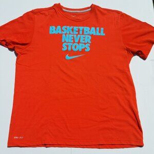 Nike Dri-Fit Tee - L🏀
